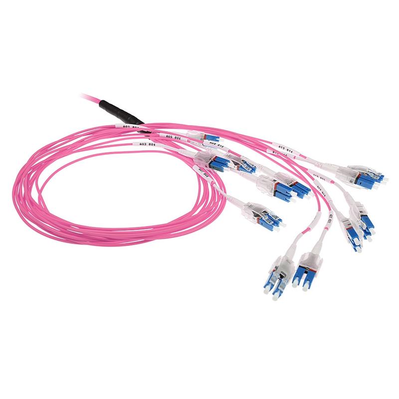 ACT DC5500 Glasvezel kabel 3 m LC OM4 Violet