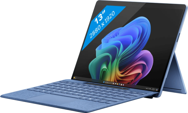 Microsoft Surface Pro 11 Snapdragon X Plus / 16GB / 512GB Sapphire (No PS)